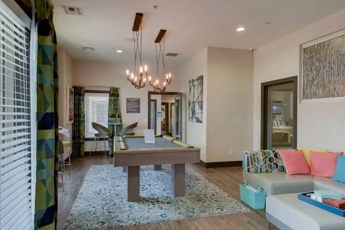 The U, Davis – Common Area