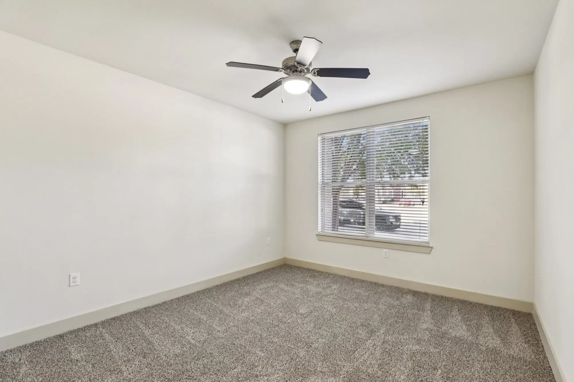 Oxford at the Boulevard, Corinth – Room