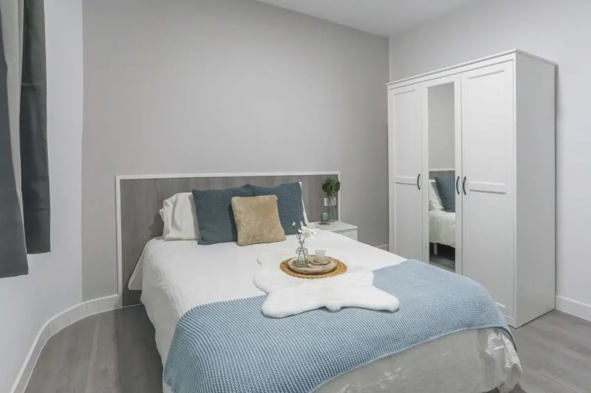SPC 28045, Madrid – #12665: 8 Bed 2 Bath Room (Calle del Ferrocarril)