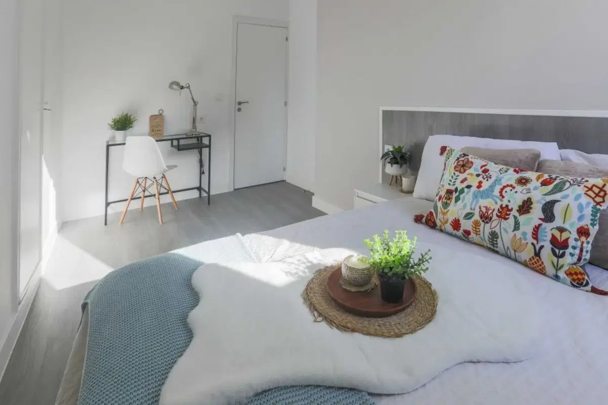 SPC 28045, Madrid – #12678: 8 Bed 2 Bath Room (Calle del Ferrocarril)