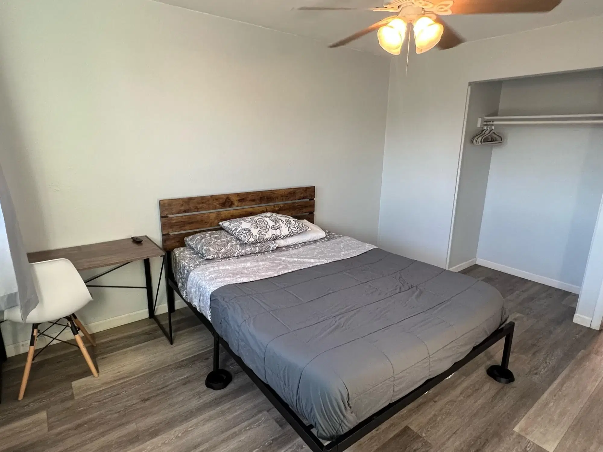 PDP 85029, Phoenix – #101752: Room in 6 Bed 2 Bath