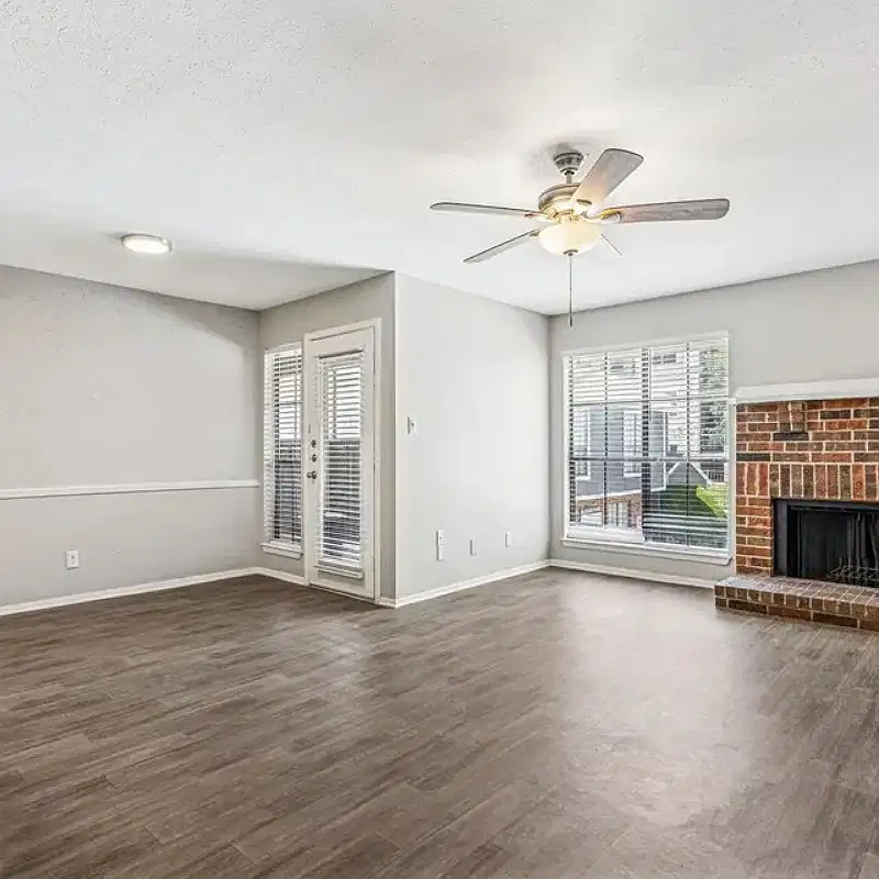 Oak Meadows Apartments, Denton