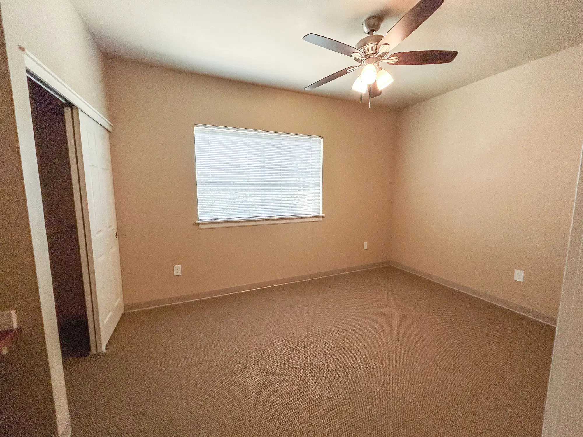 The Emery, Eugene – Room