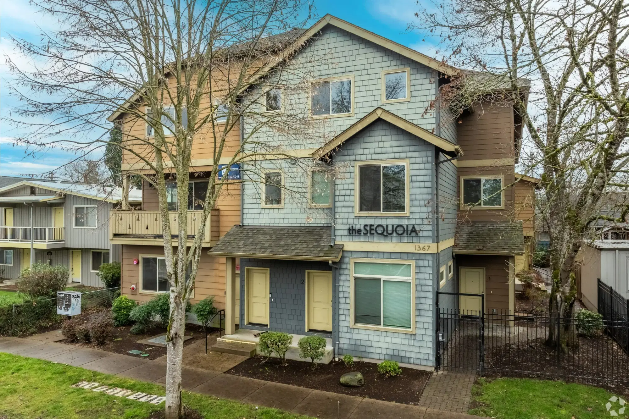The Sequoia, Eugene – Exterior