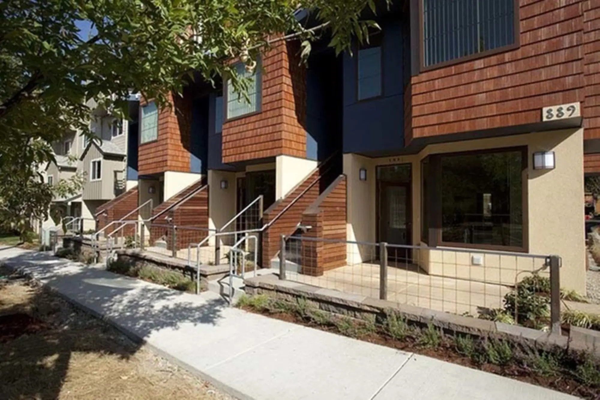 Indigo Place, Eugene – Exterior