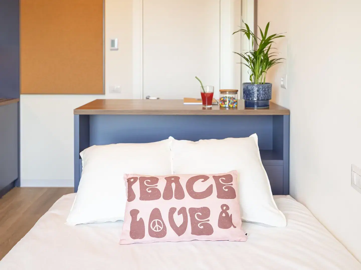 Yugo Laude Living Bologna, Bologna – Twodio Middle