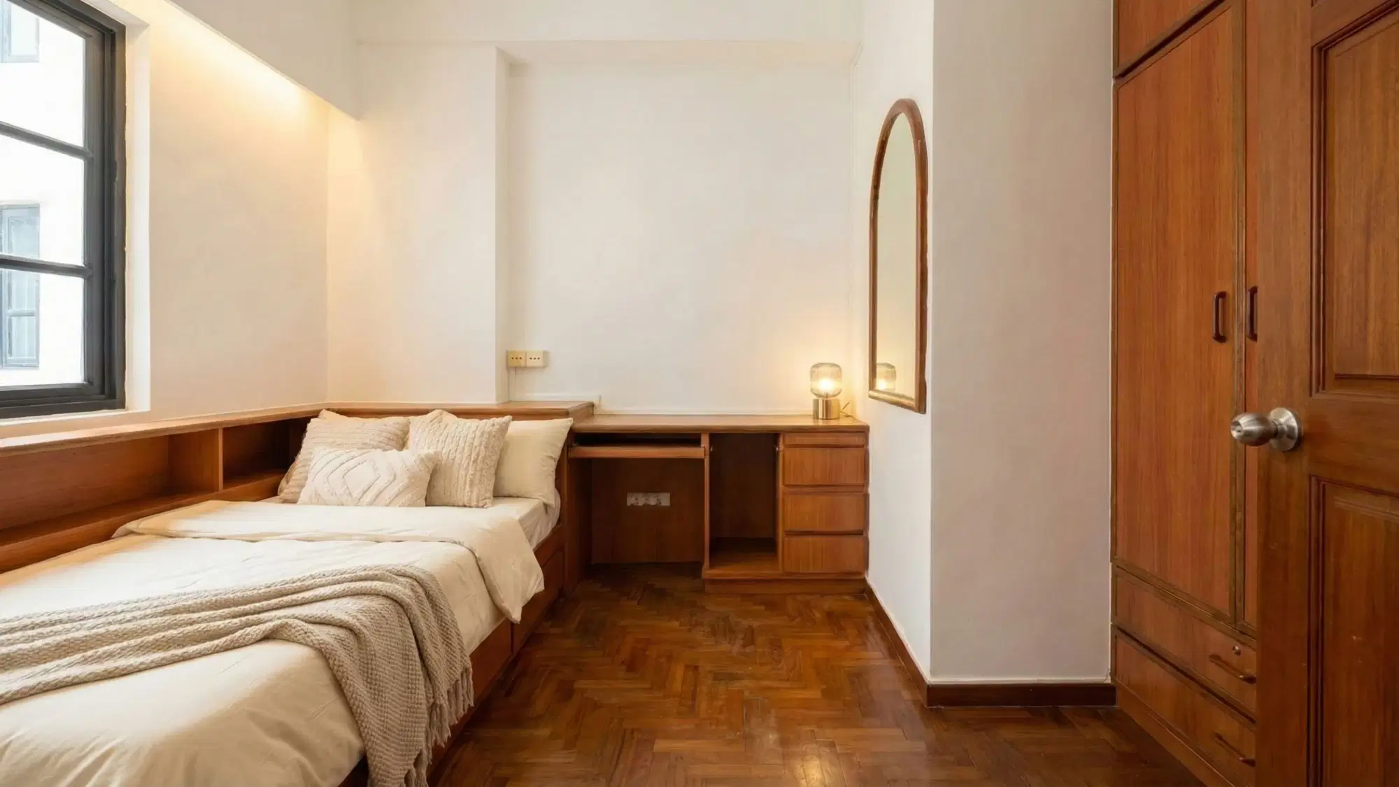 Room in a 6 Bedroom Apartment, 135 Serangoon Ave 3, Singapore 556114 – Premium Room 4