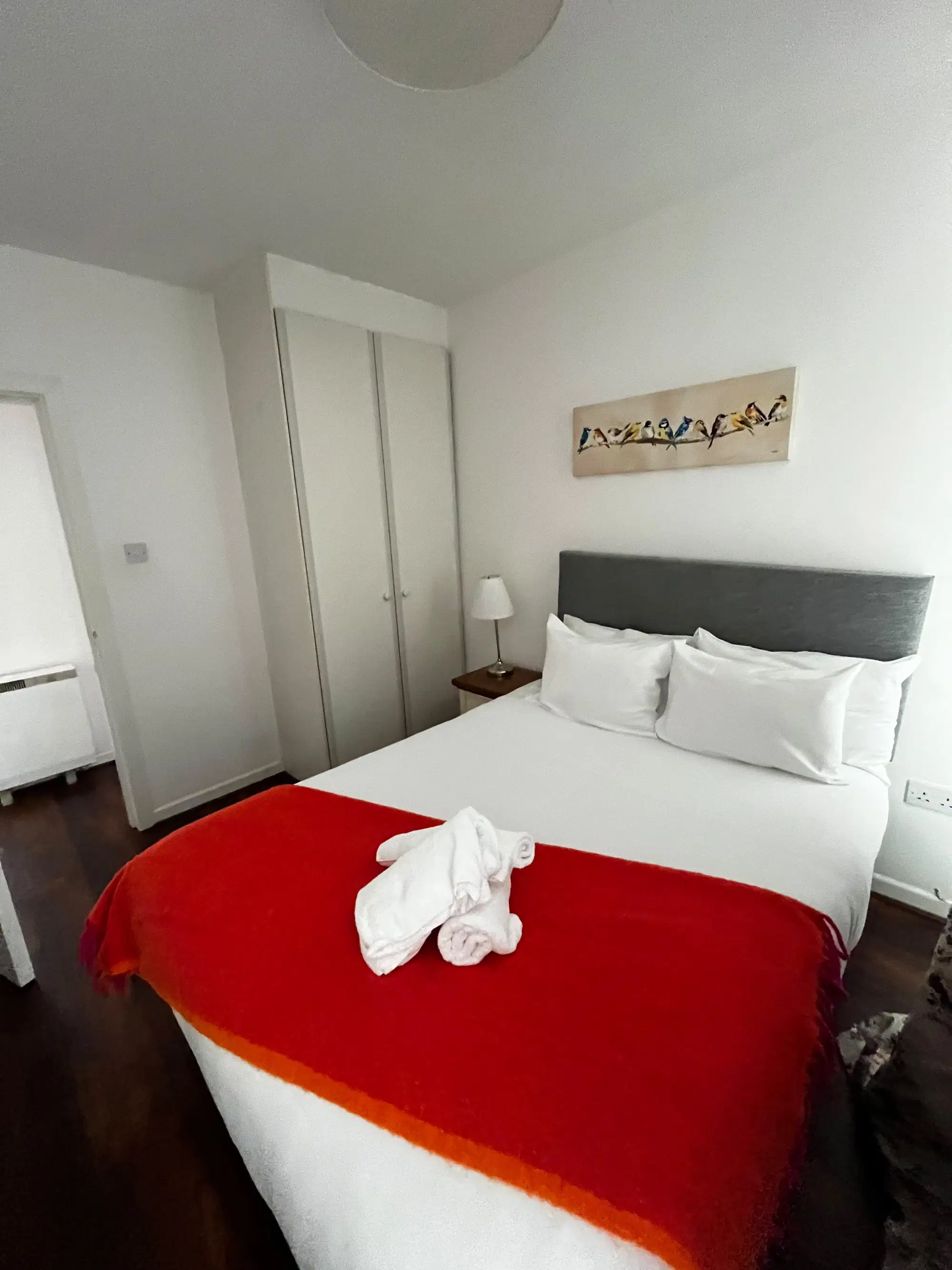 Room in A 2 Bedroom Apartment, Nicholas House, Ardilaun Court, Patrick Street, Dublin 8 D08 YC64 – Bedroom