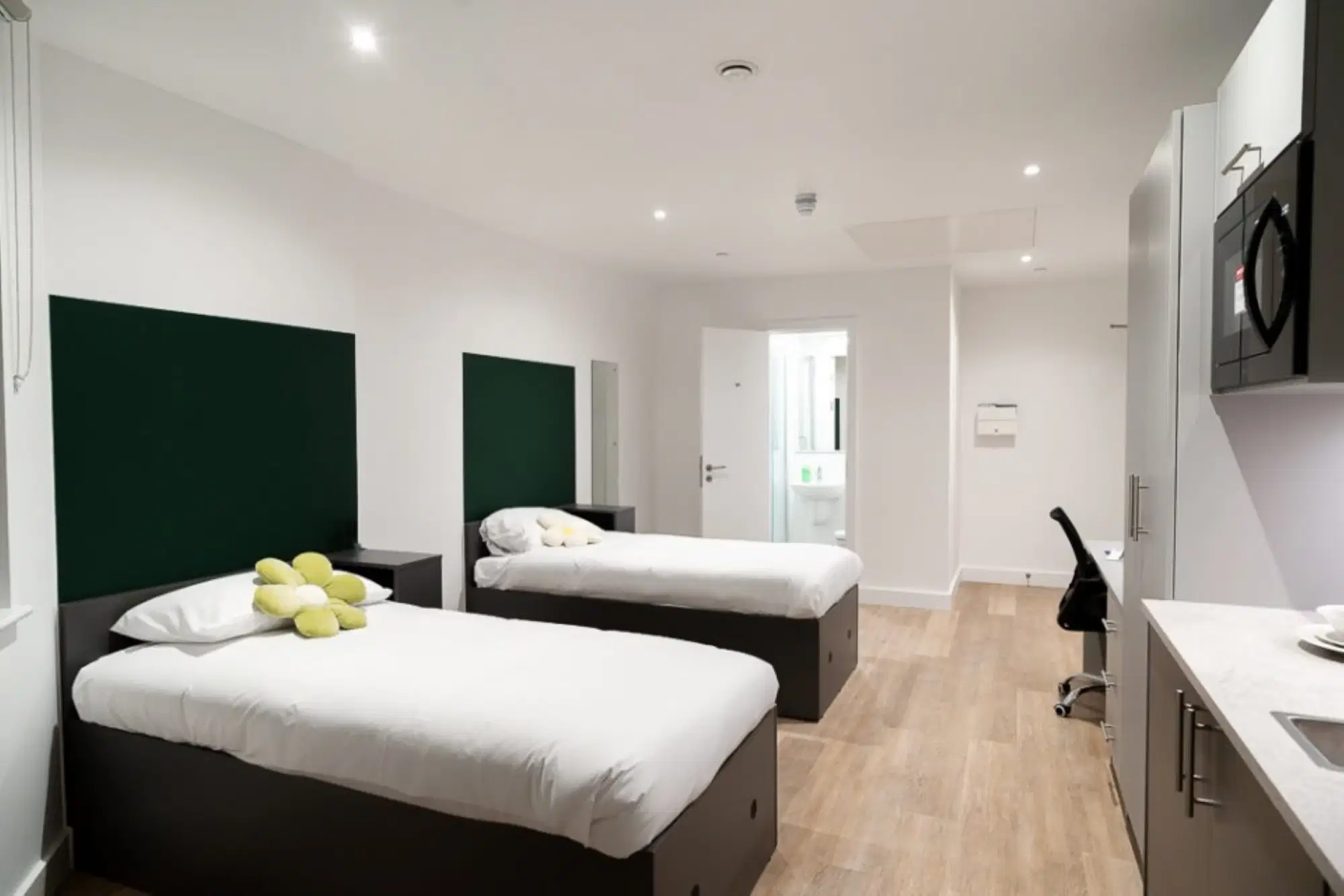 International Students House Vauxhall, London – Twin Ensuite Studio