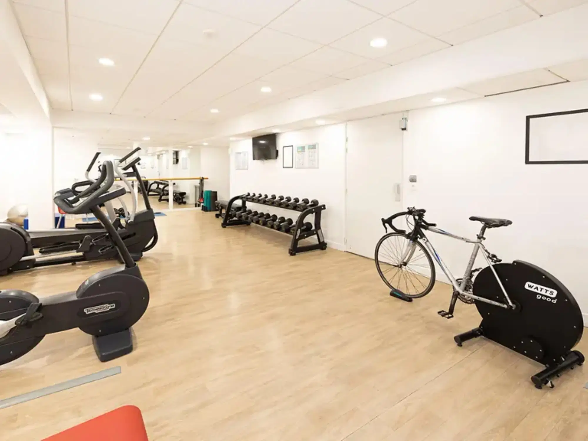 Paris Palaiseau, Paris – Amenities