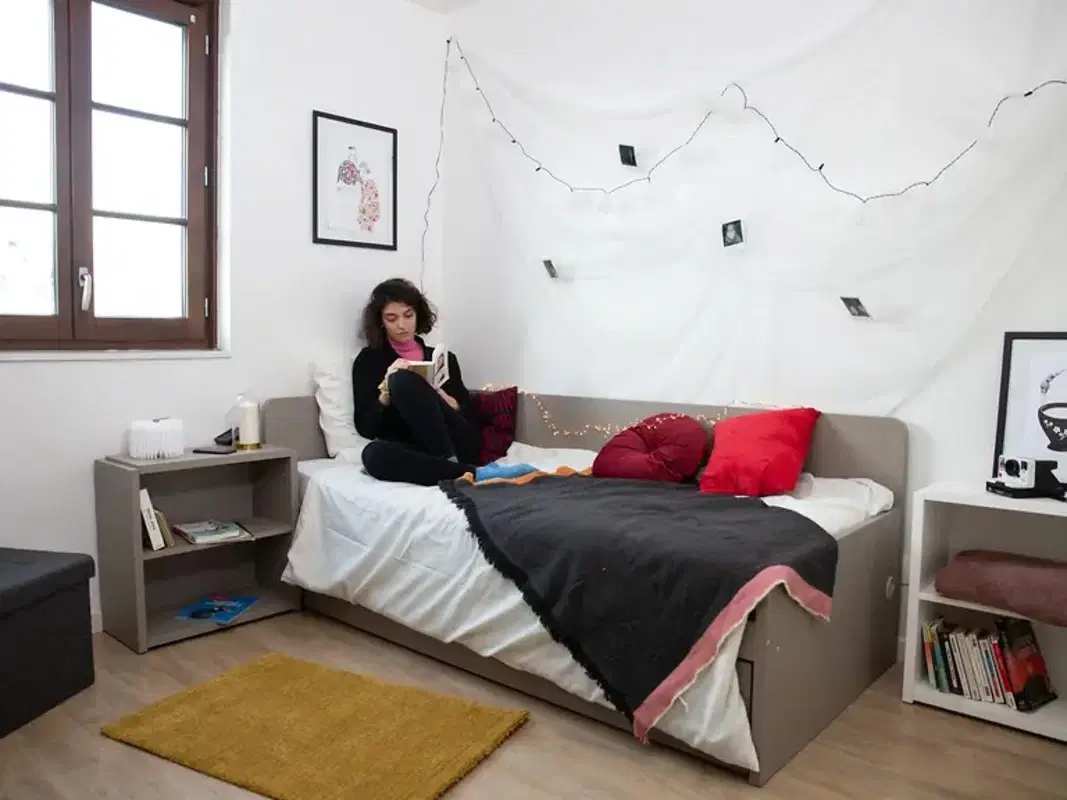 Paris Bagnolet, Paris – Studio