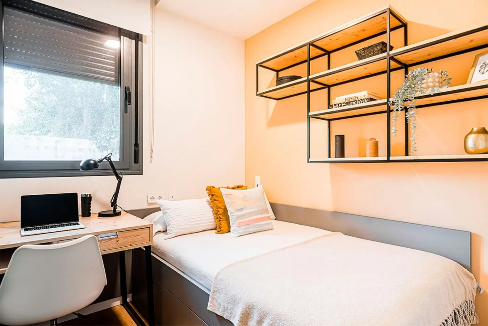 Livensa Living Sevilla El Porvenir, Sevilla