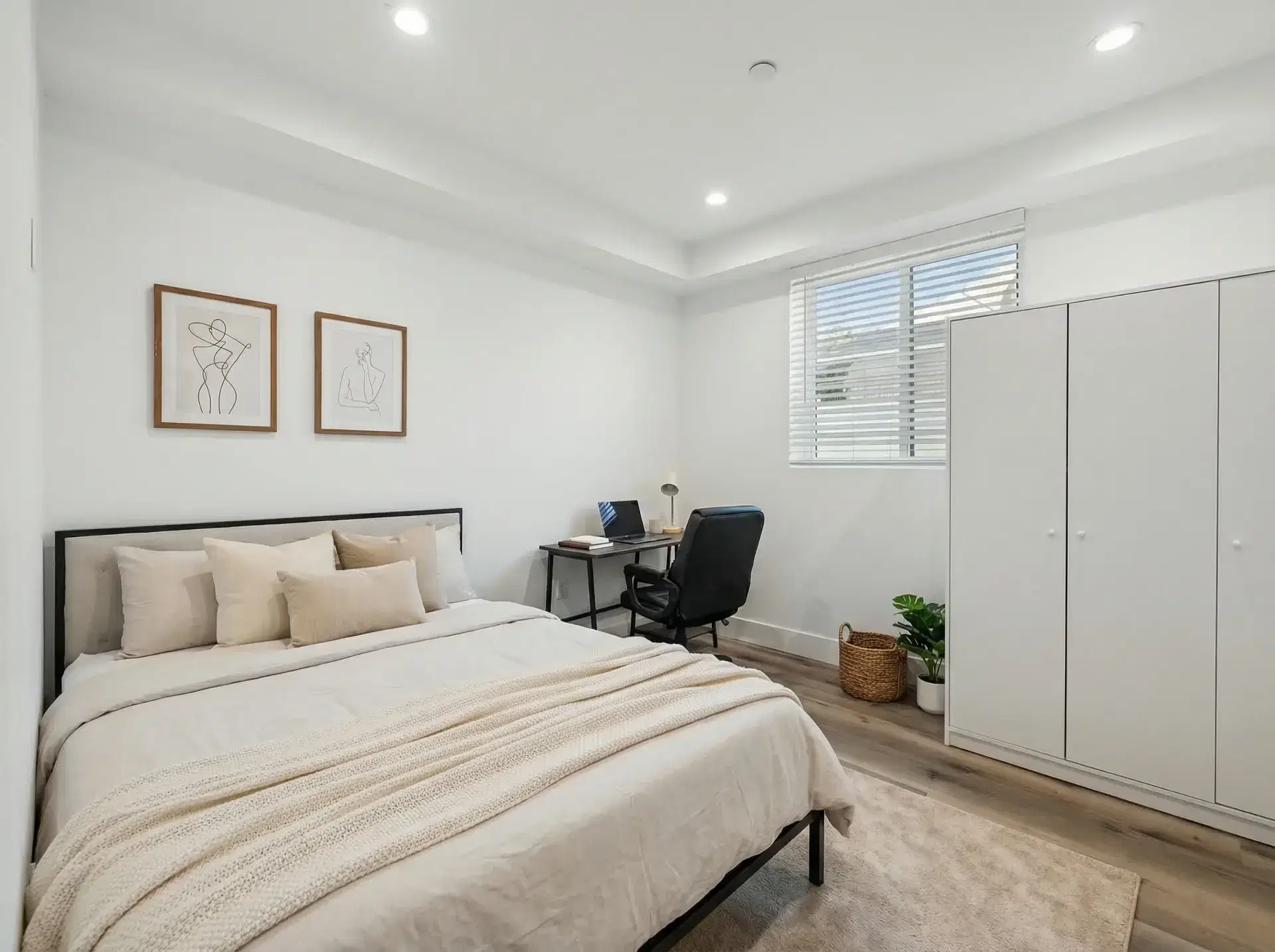 1419 W 35th St, Los Angeles – Bedroom