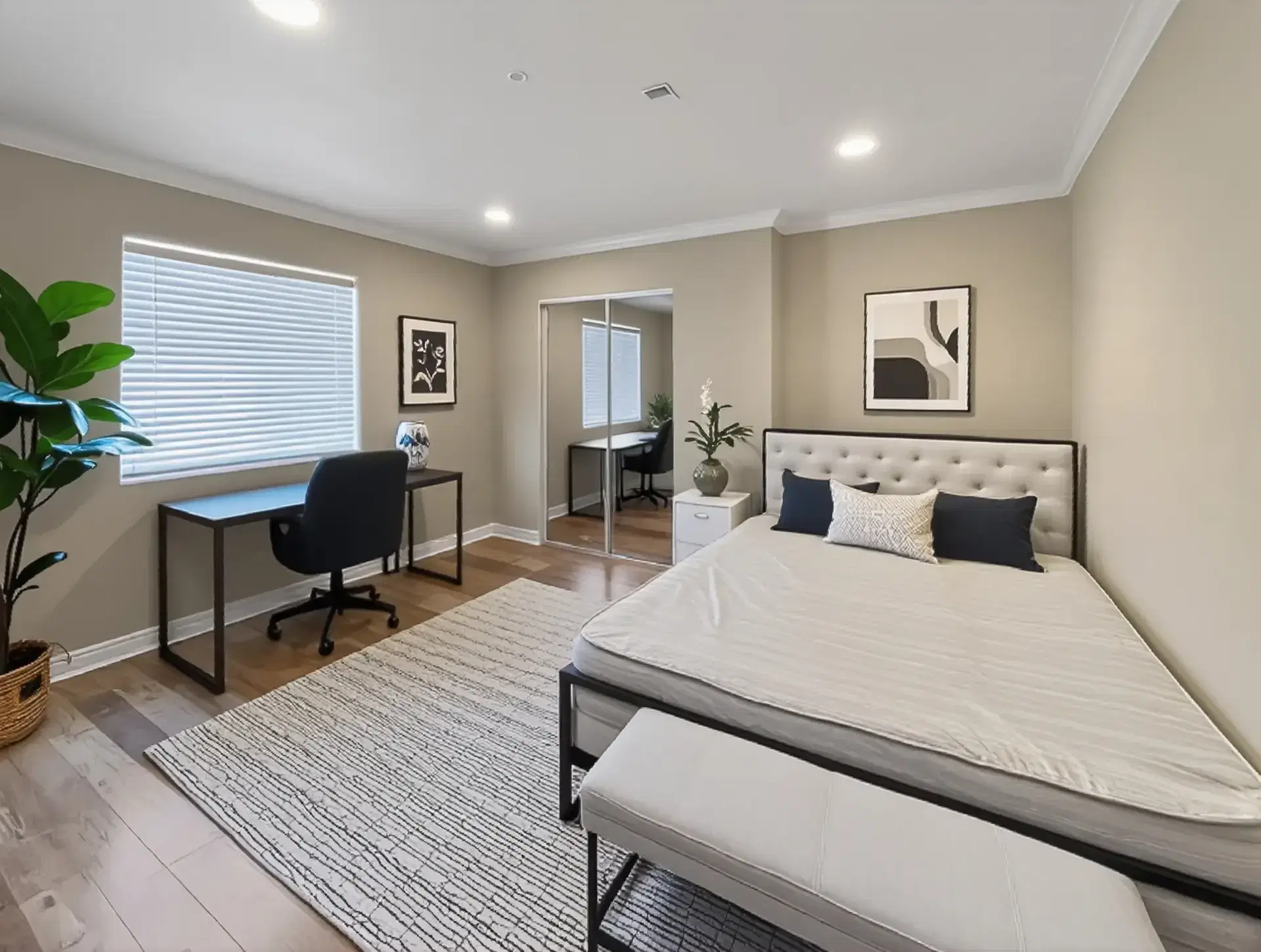 3111 Walton Ave, Los Angeles