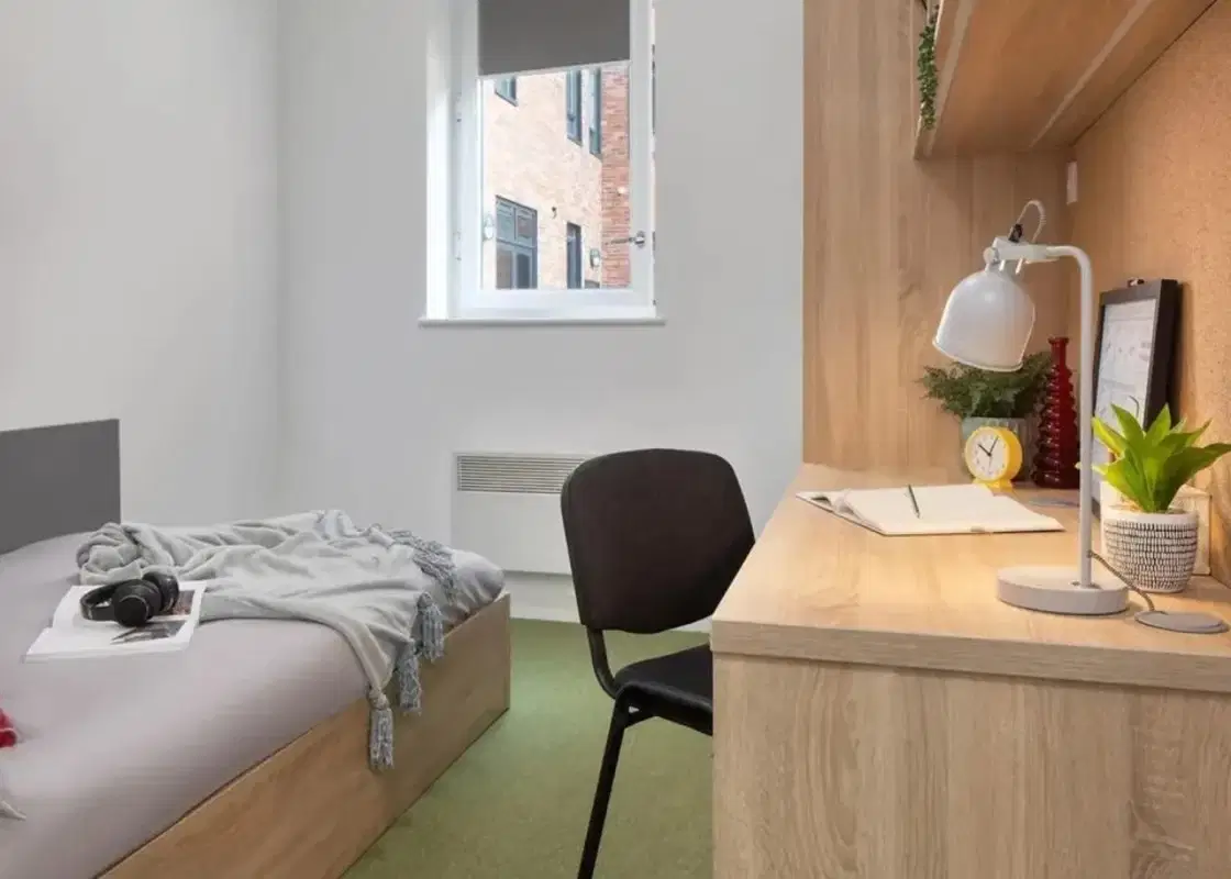 LST Globe Works, Birmingham – Standard Ensuite