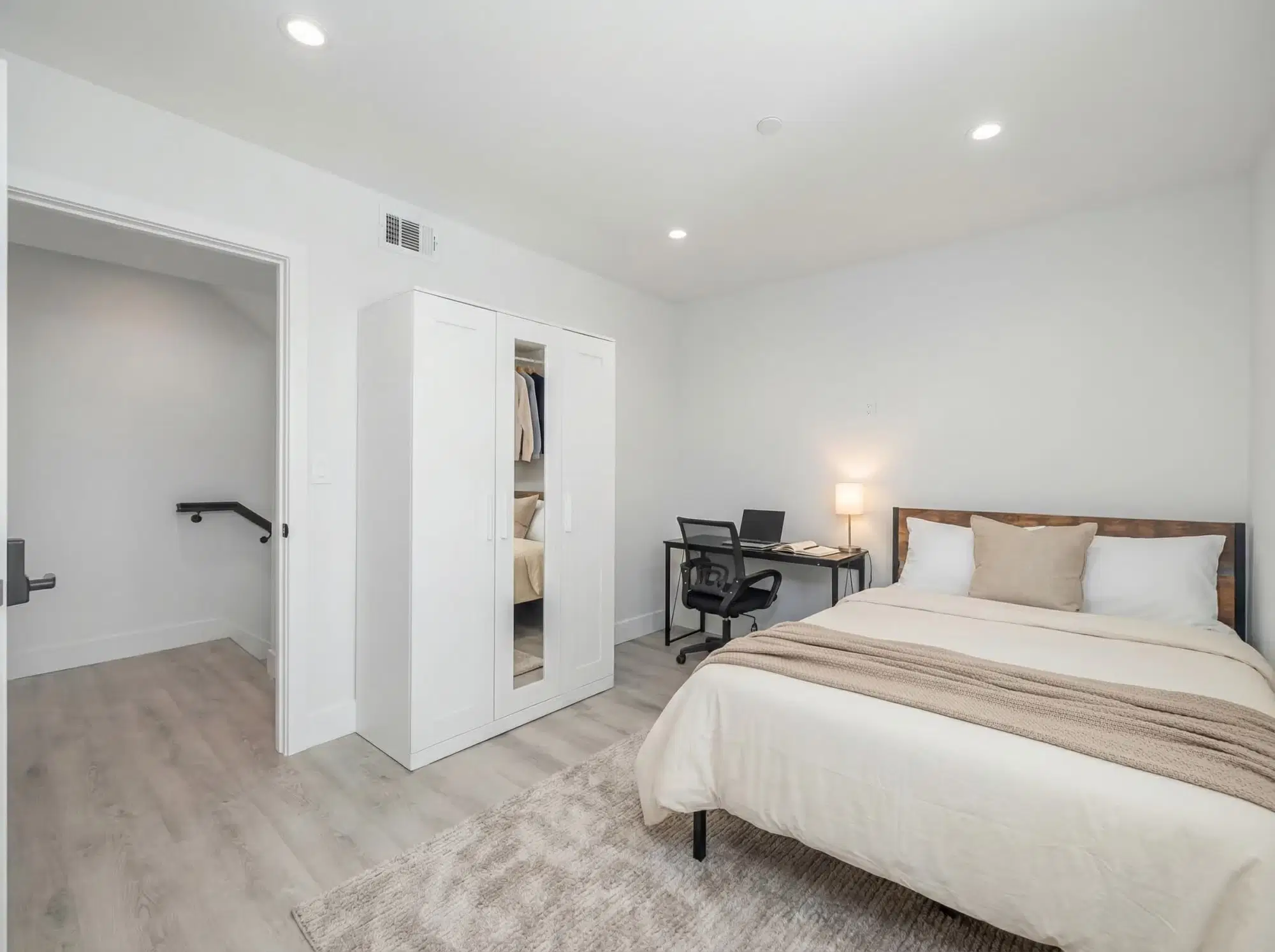 3430 Walton Ave, Los Angeles