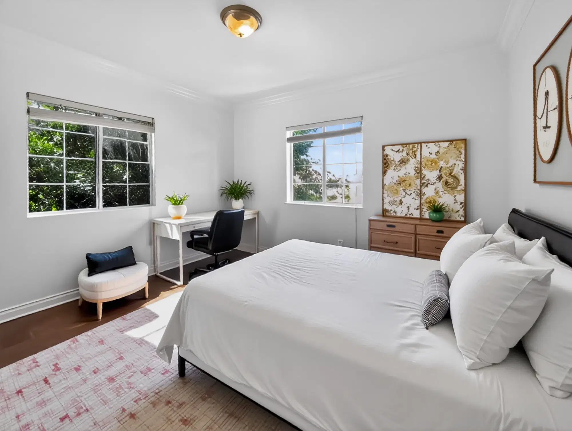 3437 S Catalina St, Los Angeles – Bedroom