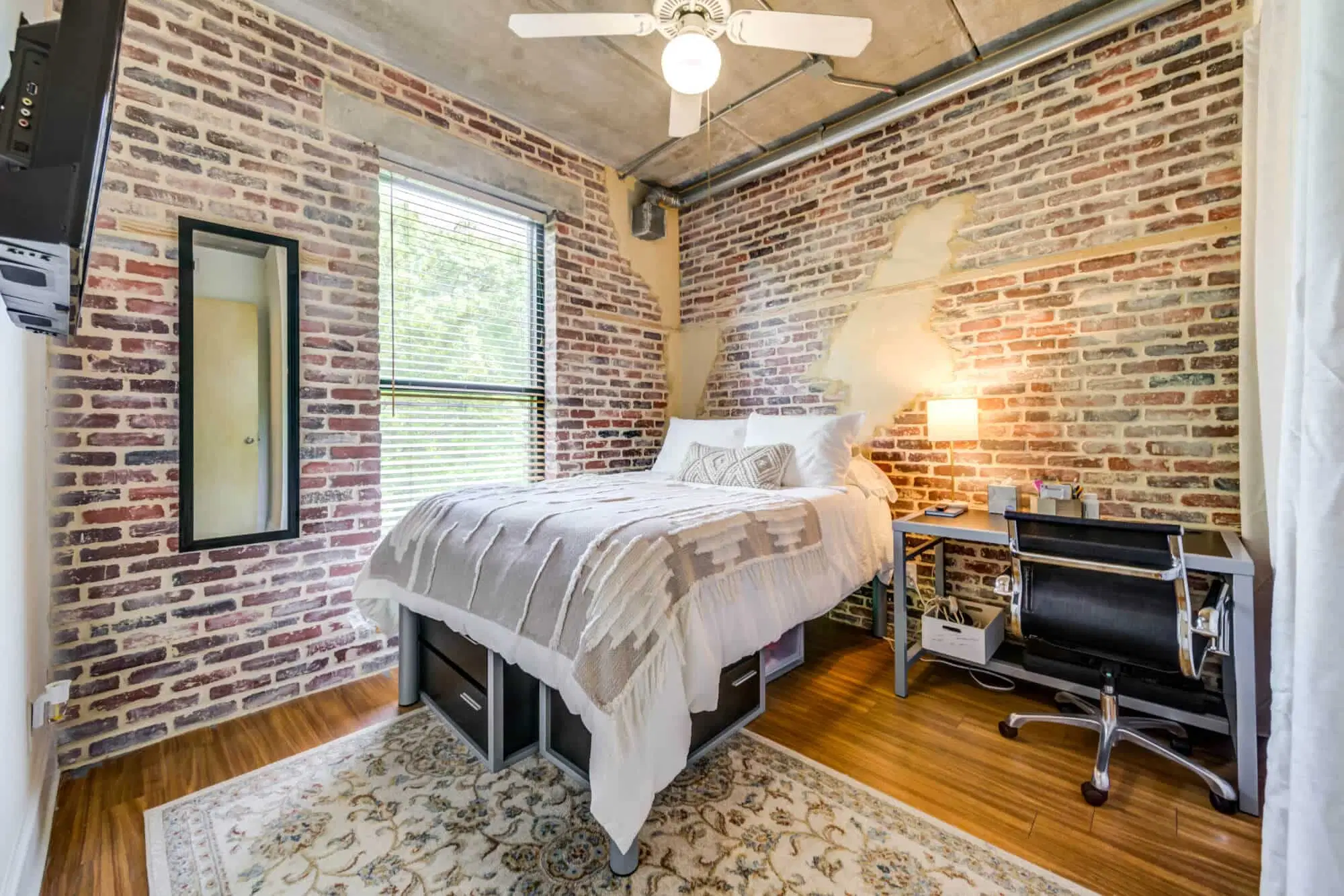 The Warehouse, Chapel Hill