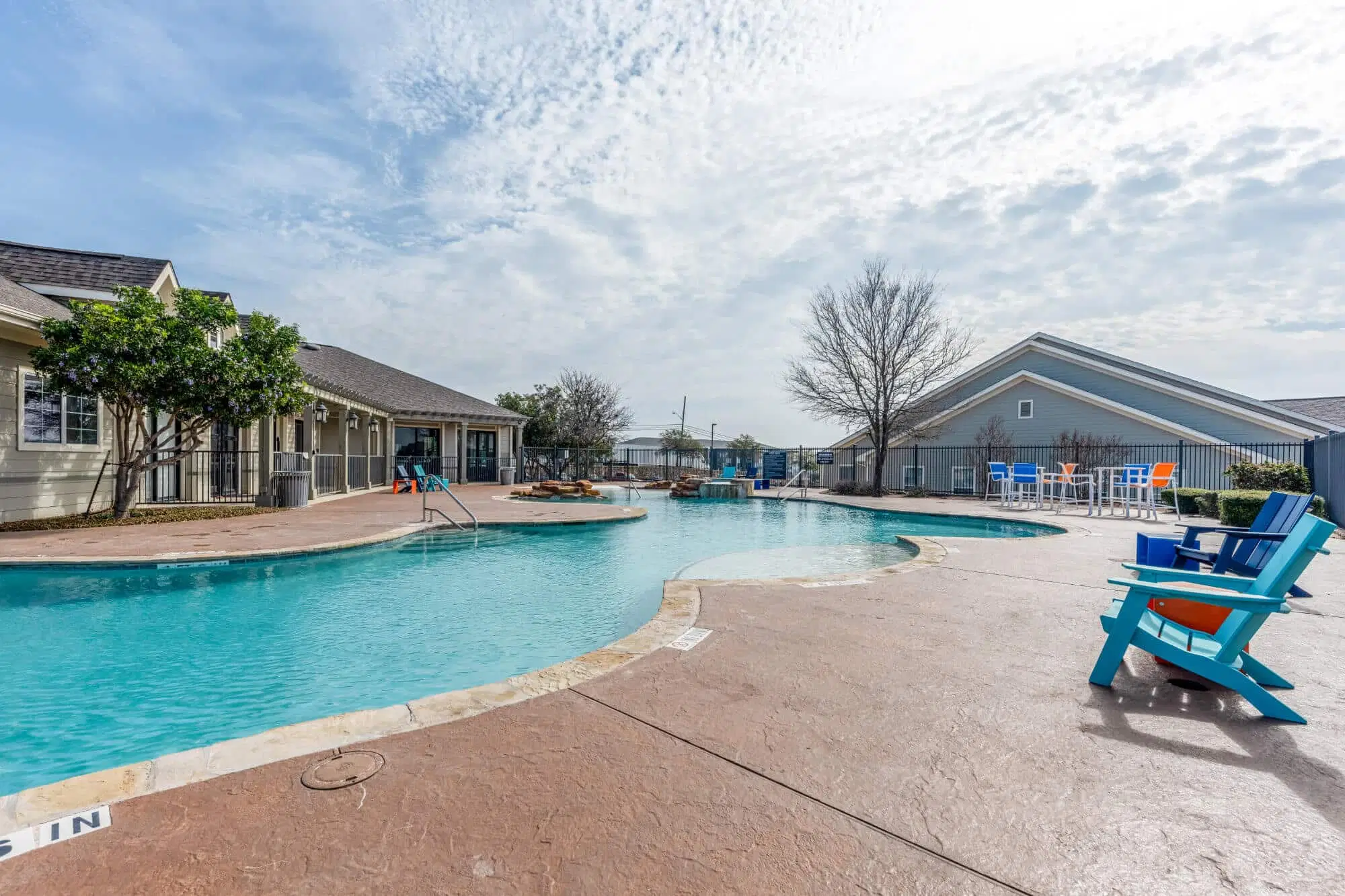 High View, San Antonio – Amenities