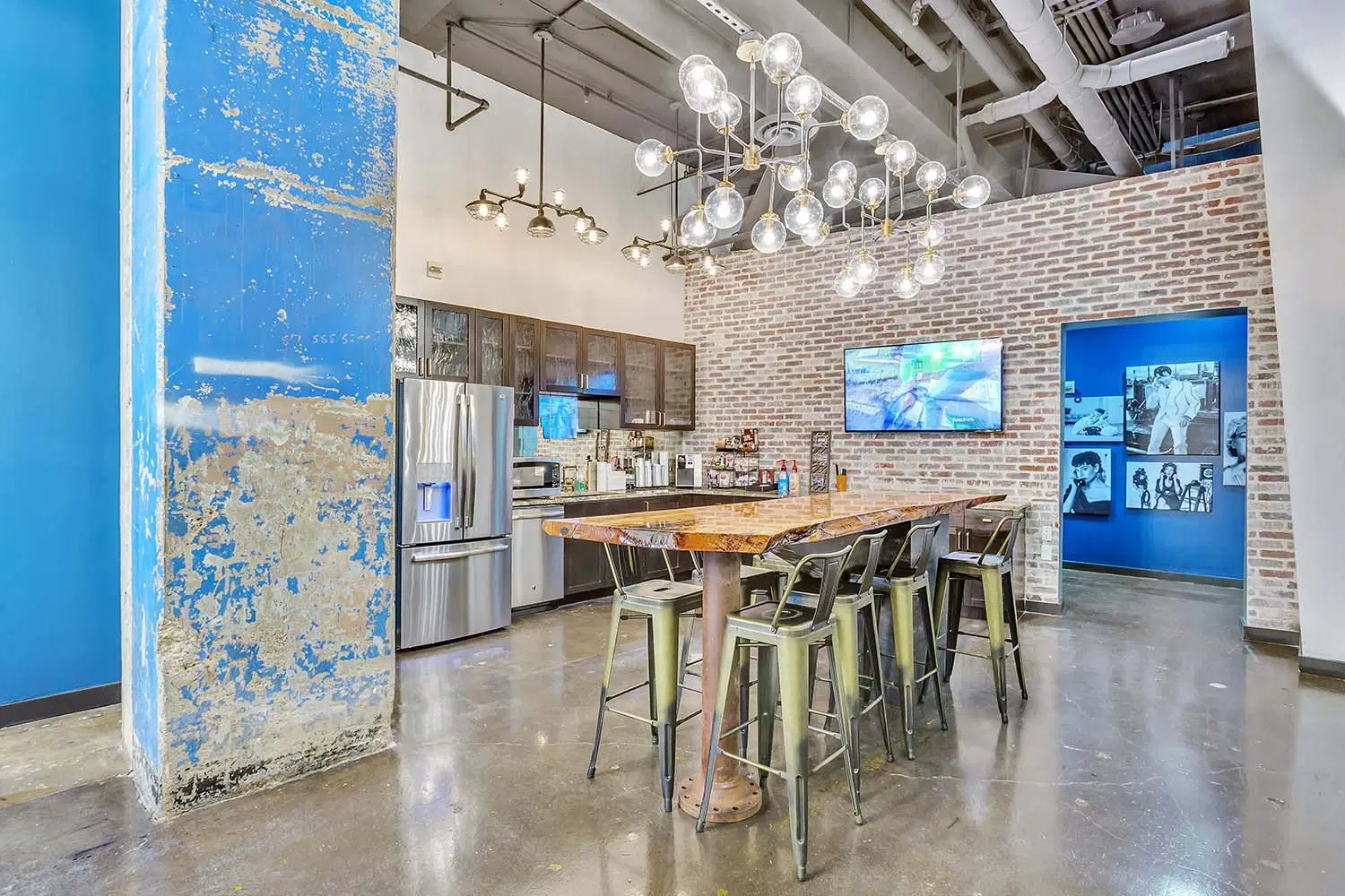The Lofts at Mockingbird Station, Dallas – Common Area