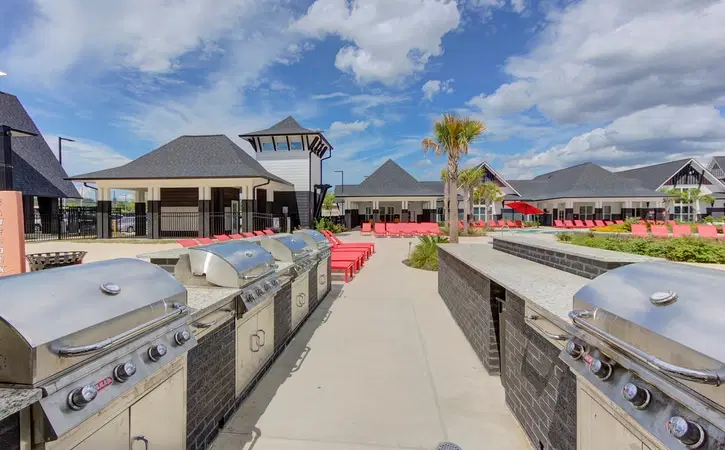 The Row At The Stadium, Columbia – Amenities