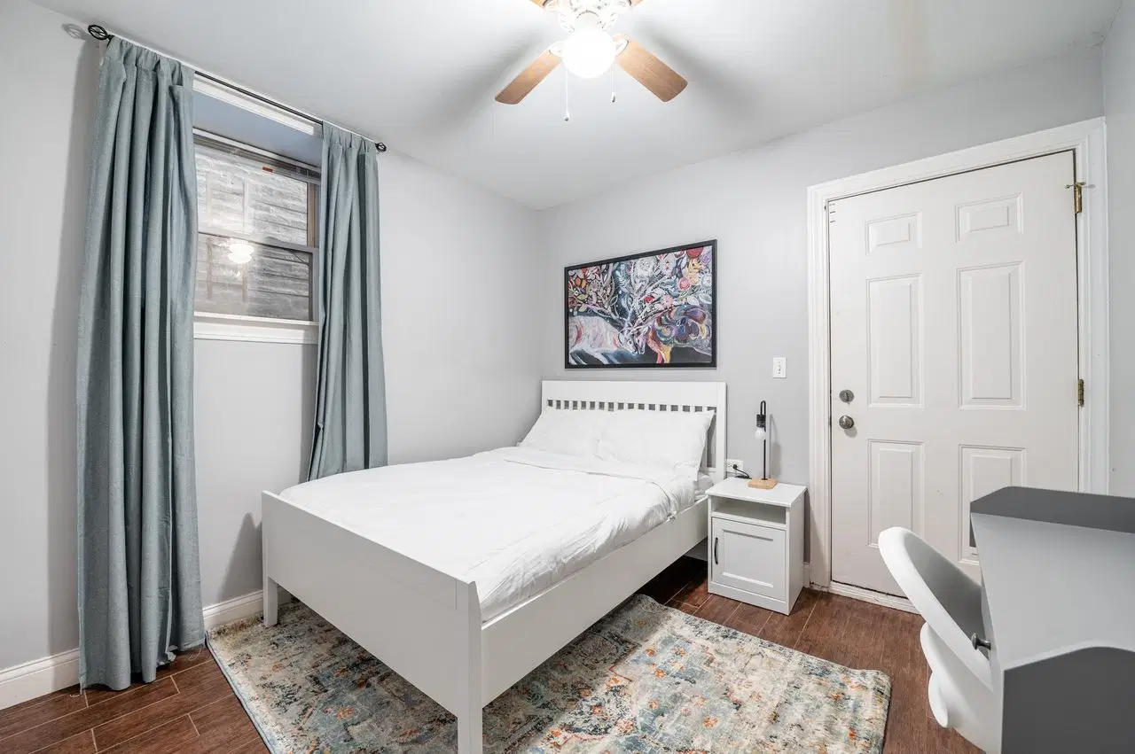 June Homes 60612, Chicago – #1587A: Near West Side
