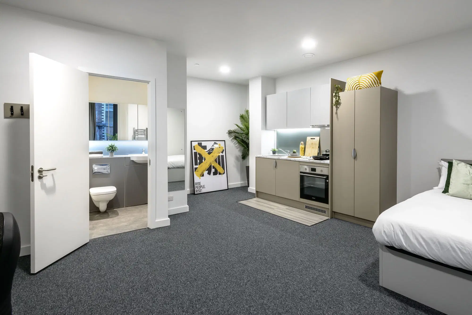 True Leicester, Leicester – True Superior Studio