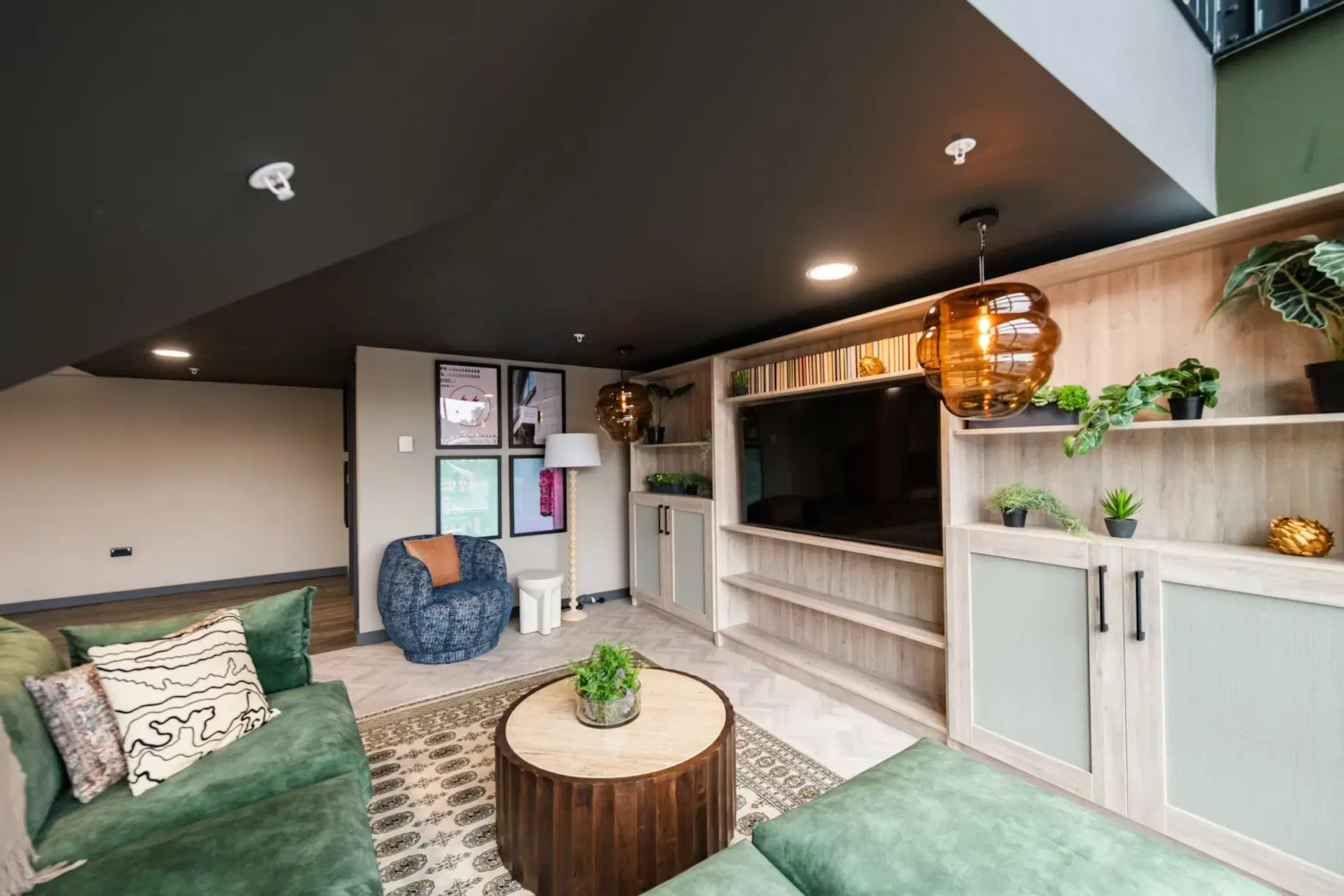 Nelson Place, Belfast – Amenities