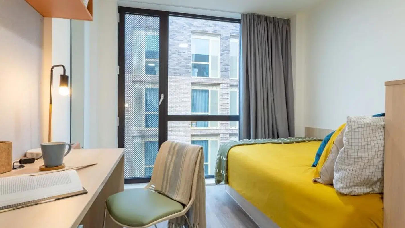 iQ Signal Place, Nottingham – Bronze En Suite Plus