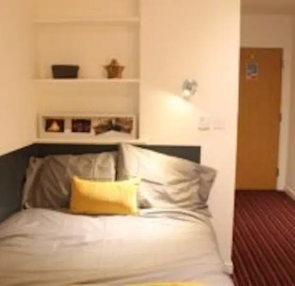 Newarke Street, Leicester – Two Bed Basic