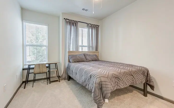 The Row At The Stadium, Columbia – Private Room (4 Bed - 4.5 Bath)