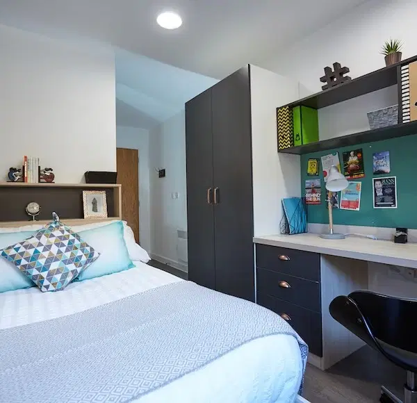 Mannequin House, London – Ensuite Standard