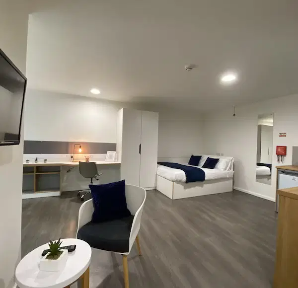 Laycock Studios, Sheffield – Studio Platinum Plus