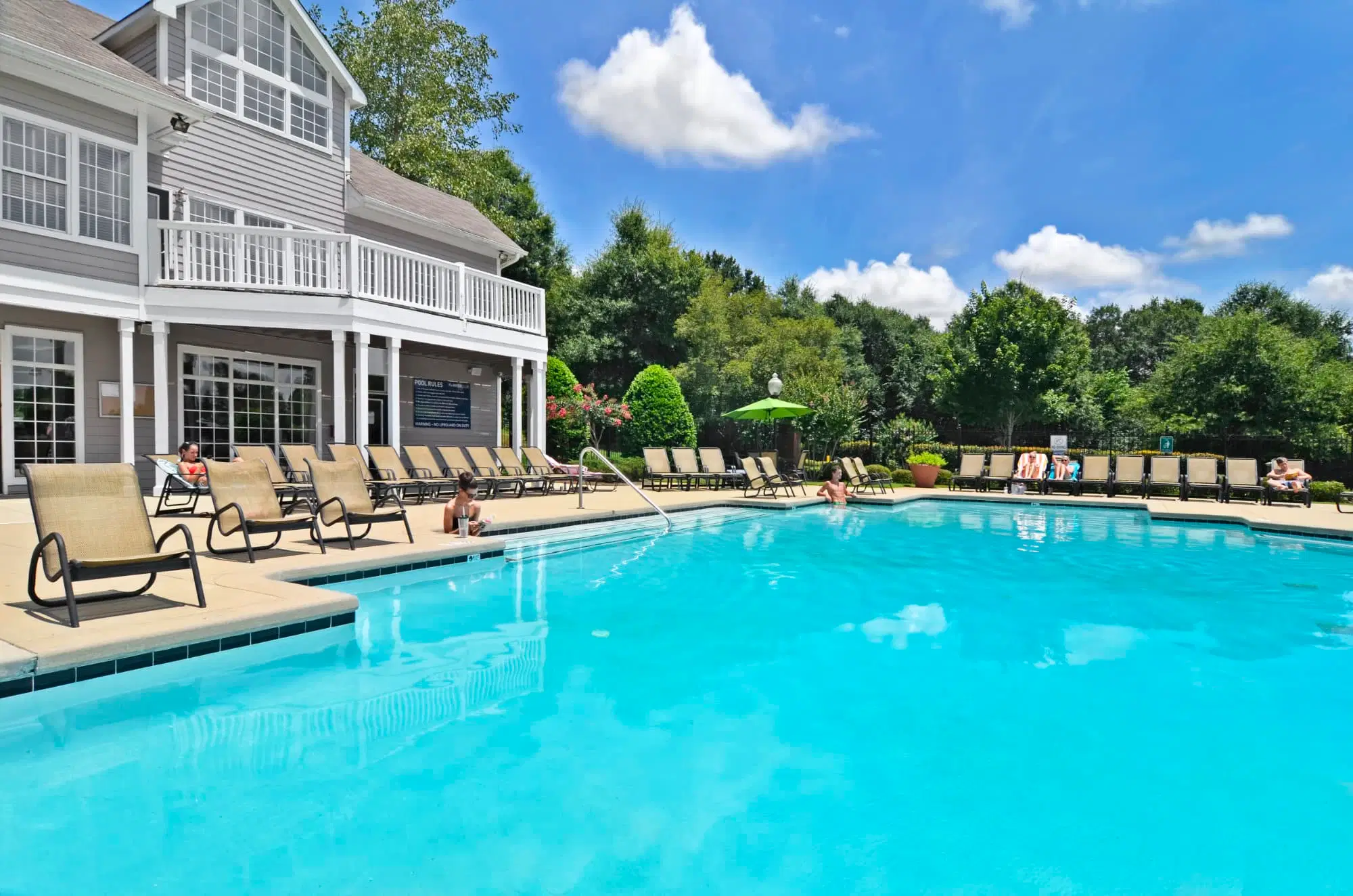 The Townhomes At River Club, Athens – Amenities