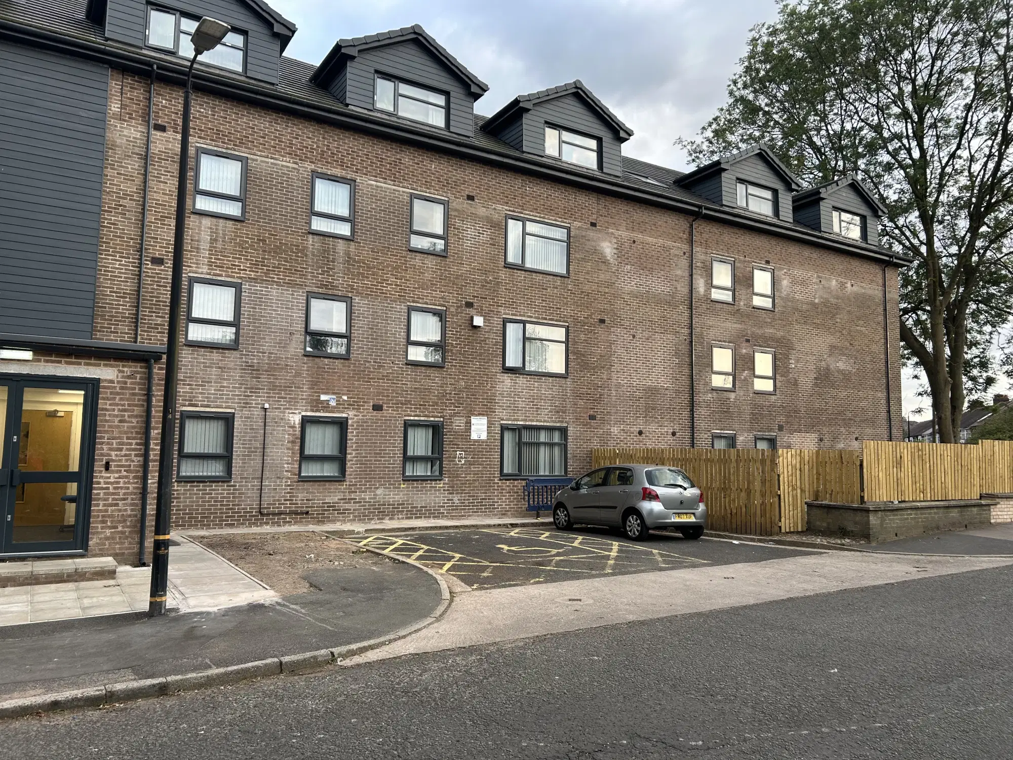 Harry Lord House, Manchester – Exterior