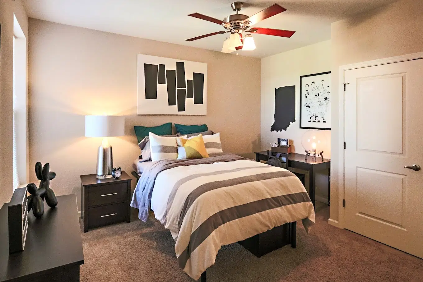 The Park On Morton, Bloomington – Private Room (2 Bed - 2 Bath)