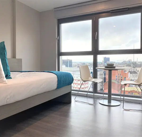 Little Patrick Street, Belfast – Studio Bronze - Accessible
