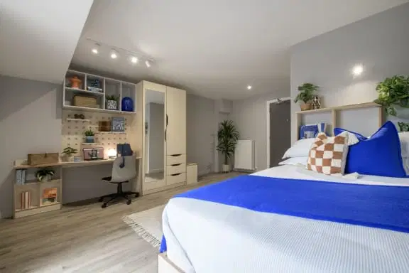 Yugo Bottleworks, Cork – 8 Bed Premium Ensuite