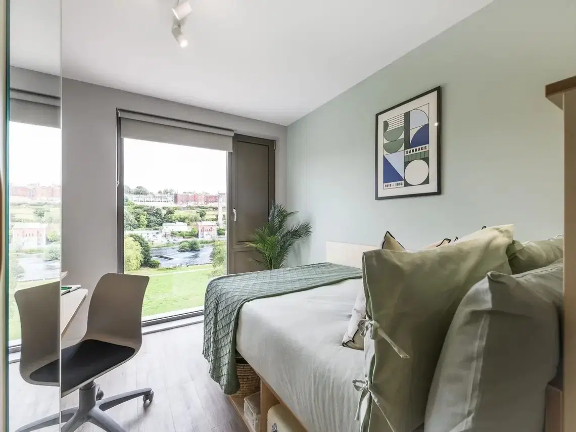 Yugo Bottleworks, Cork – 8 Bed Standard Ensuite