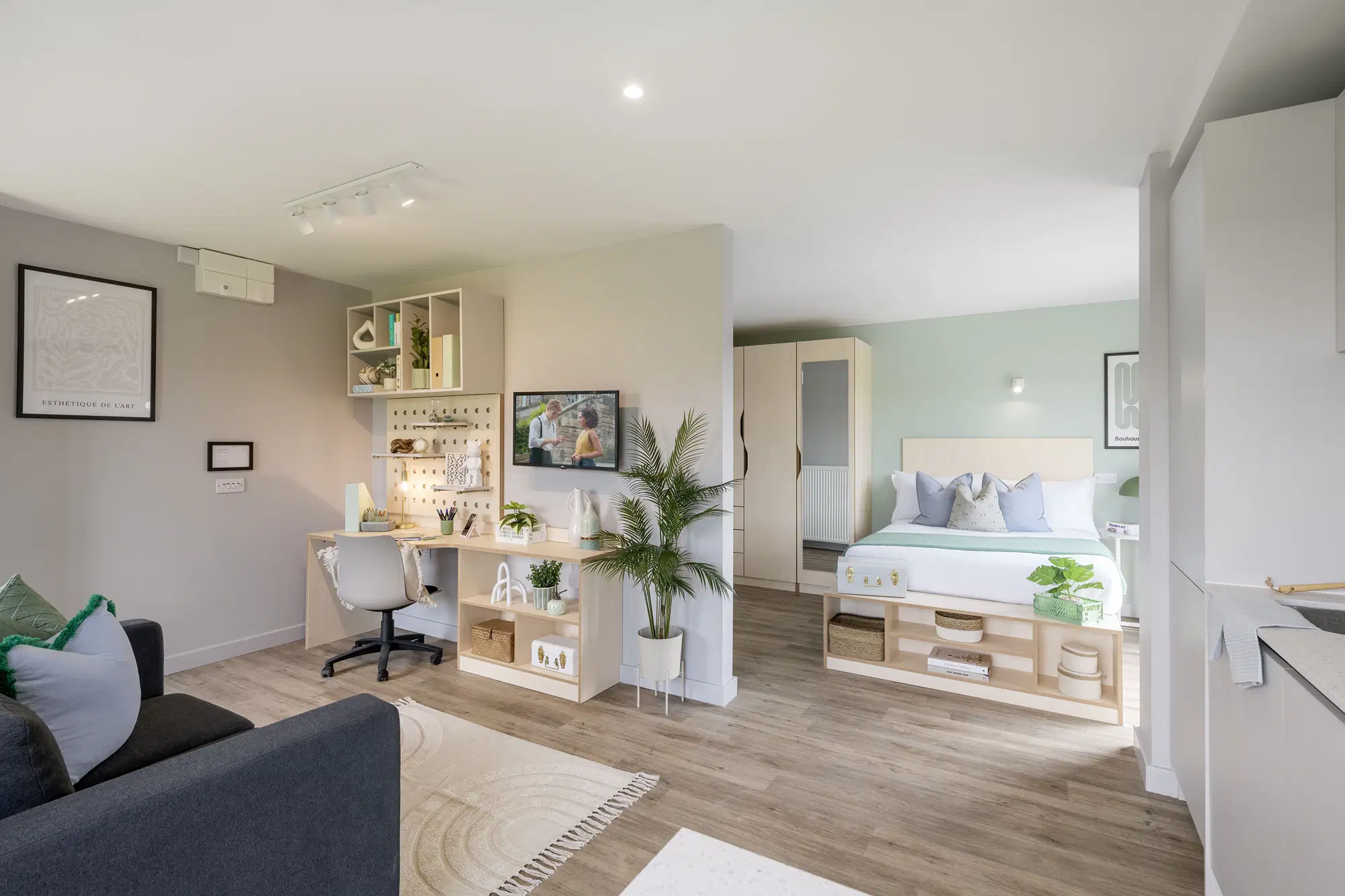 Yugo Bottleworks, Cork – Studio Luxe