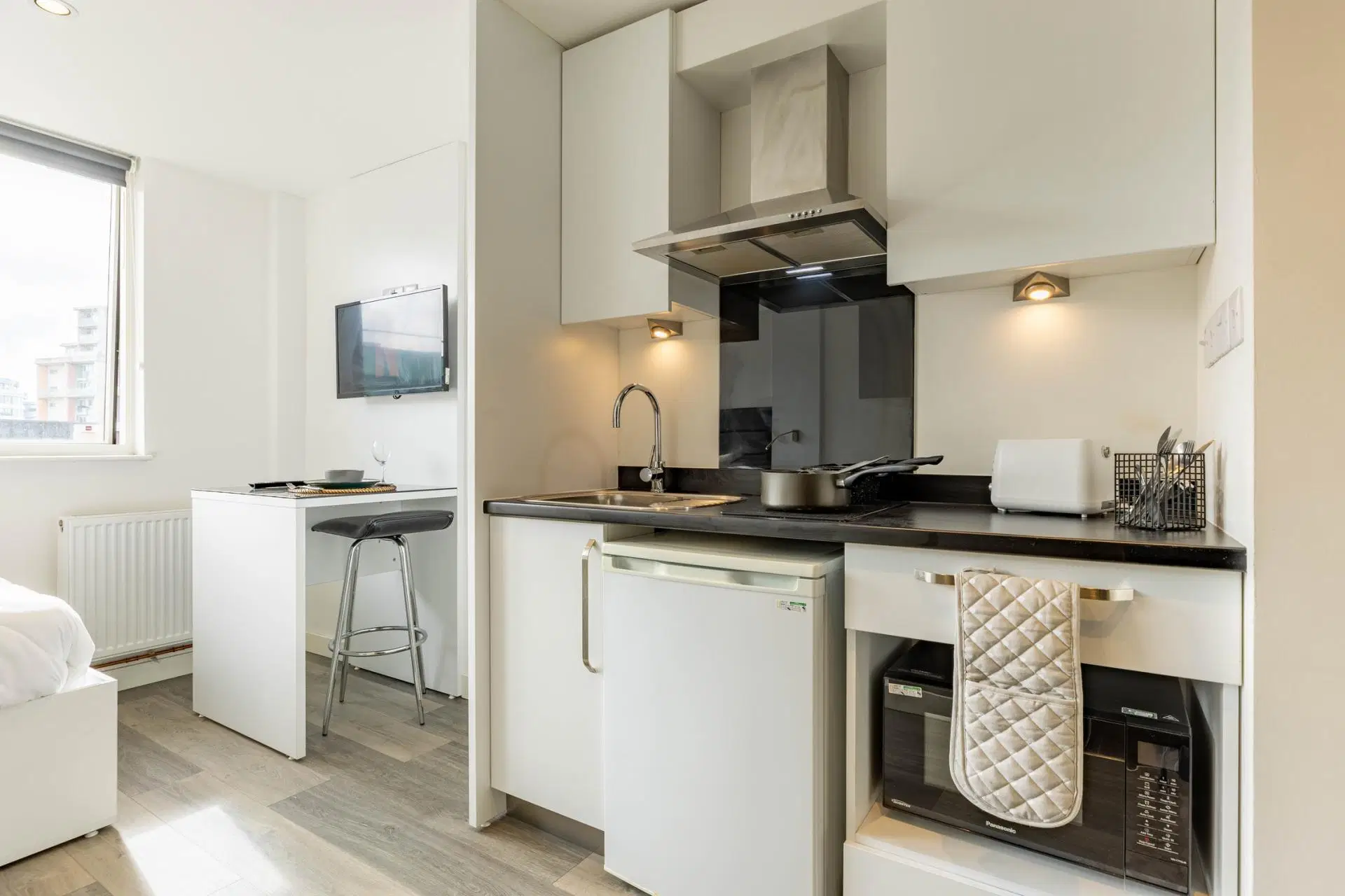Miura, Nottingham – Deluxe Studio