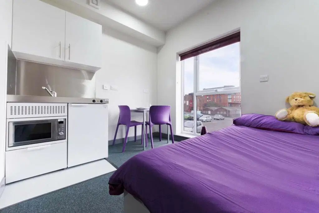 Stoke Student Village, Stoke-On-Trent – Deluxe Studio, Poulson House