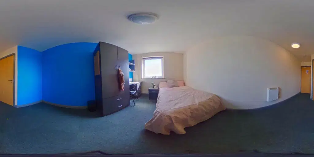 Stoke Student Village, Stoke-On-Trent – Deluxe En-Suite, London House