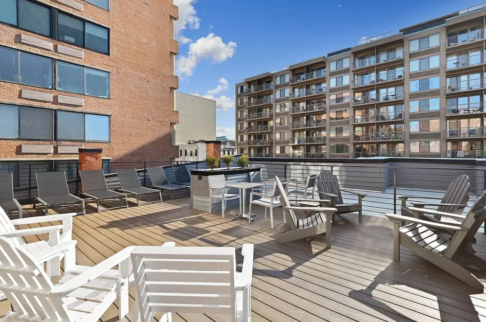 Dupont, Washington DC – Exterior