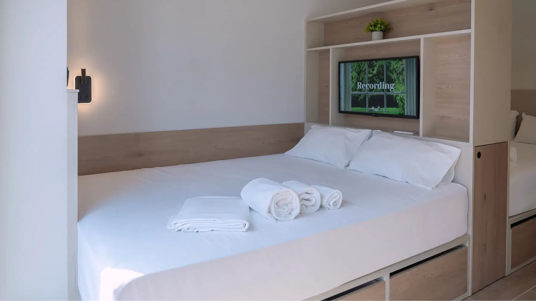 Blau Student Housing, Barcelona – 1 Double Bed In Shared Studio