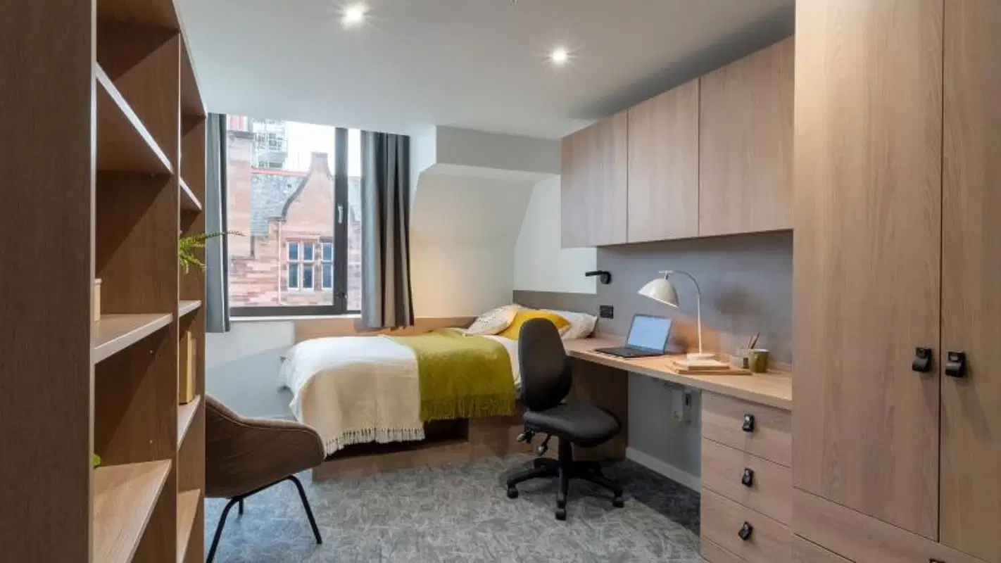 iQ The Mont, Edinburgh – Diamond Studio Plus