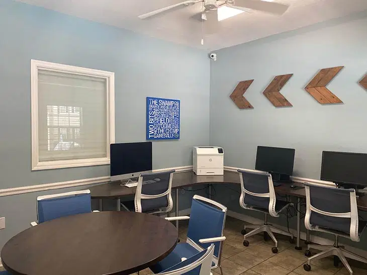 University Club Apartments, Gainesville – Amenities