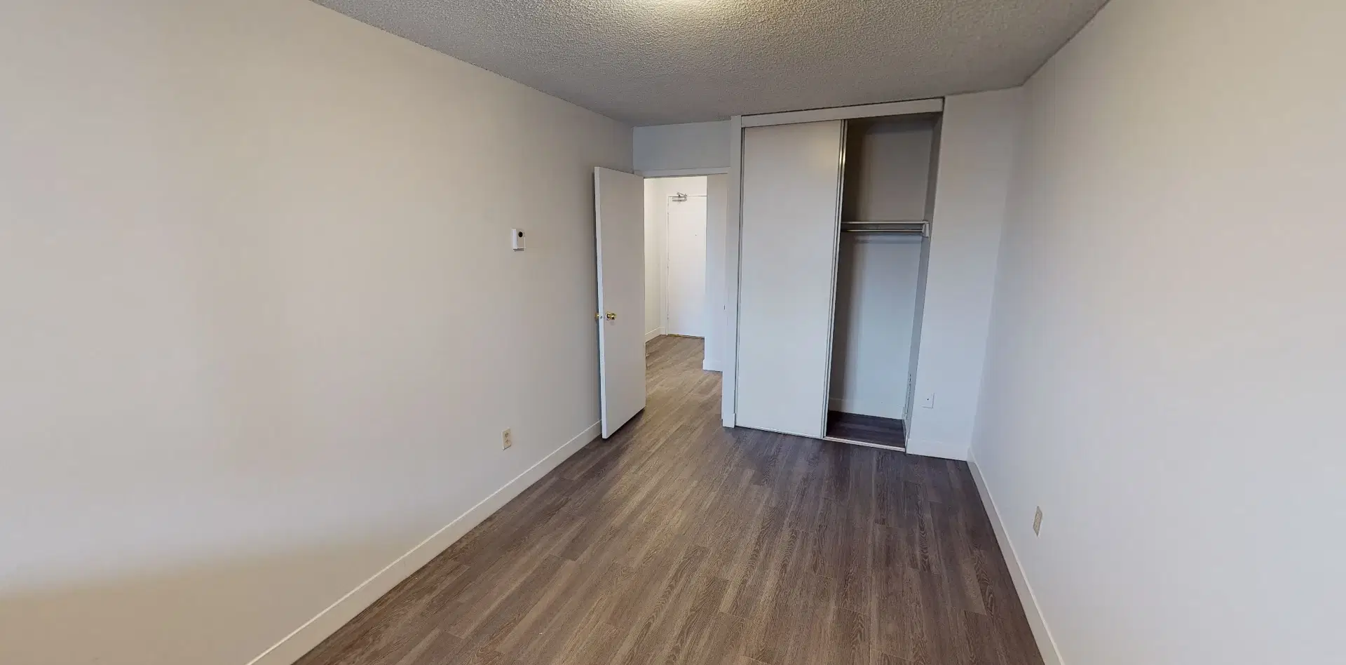 77 Huntley, Toronto – Bedroom