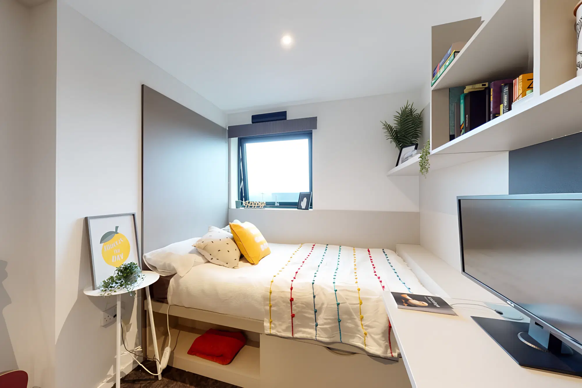 Canvas Manchester, Manchester – Gold Ensuite