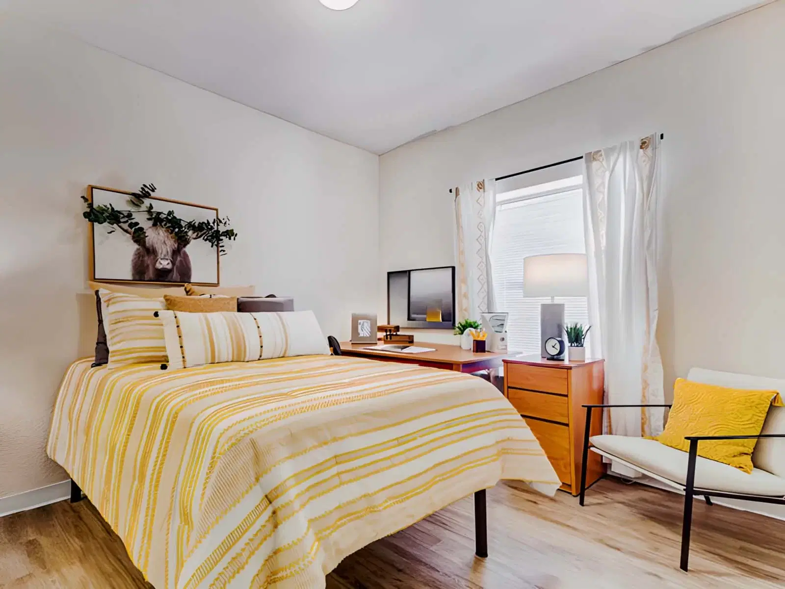 Grandmarc Seven Corners, Minneapolis – 1 Bed - 1 Bath Private